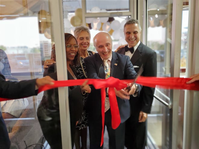 On Friday, Oct. 4, Venus Jewelers in the Somerset section of Franklin Township, hosted a ribbon cutting ceremony to commemorate its 40th anniversary. (Left to right) Councilwoman Kimberly Francois, Dora Fount, Mayor Phil Kramer and Dr. Peter Stavrianidis.