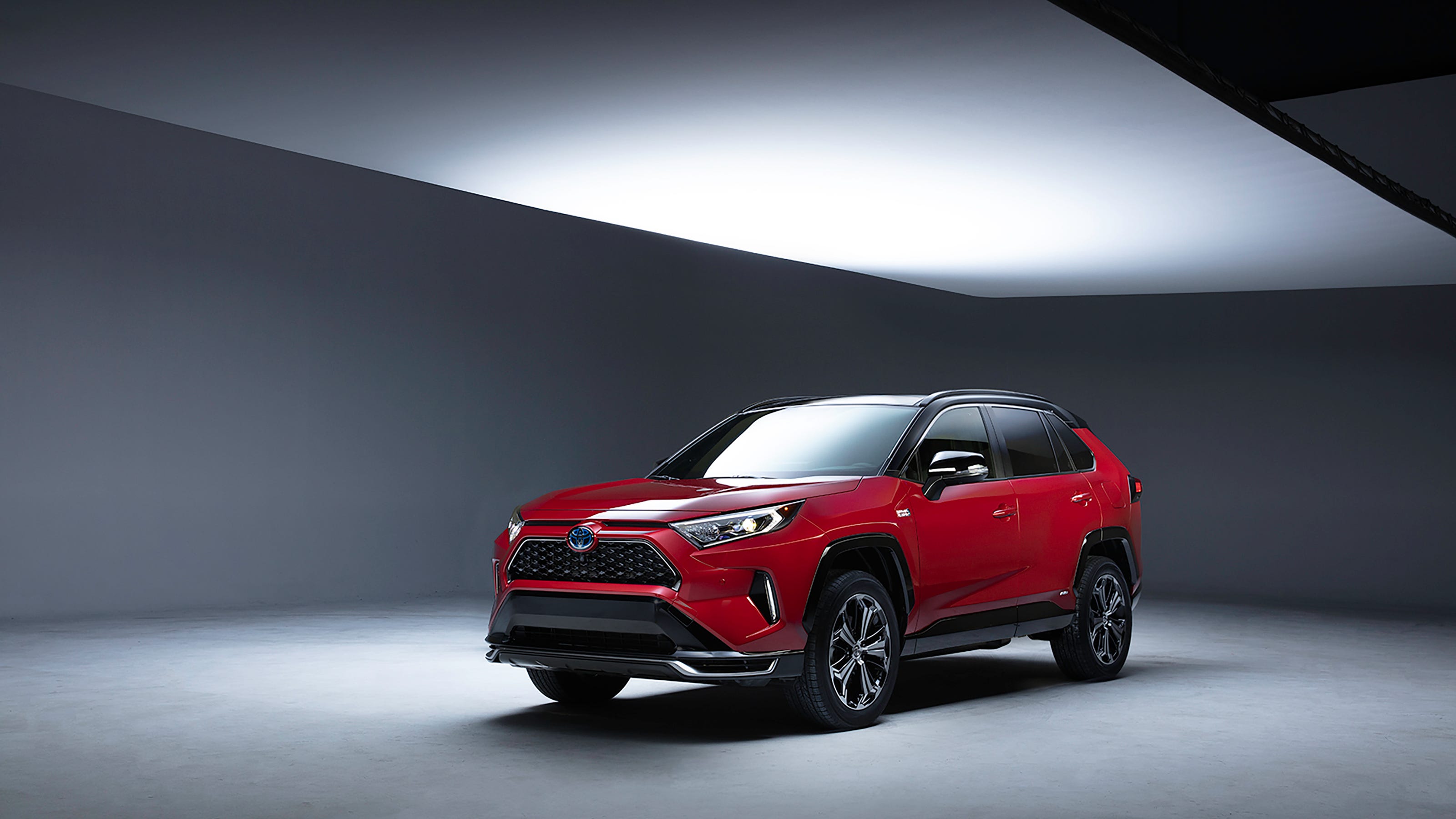 Toyota unveils RAV4 plugin hybrid SUV, luxury Mirai fuel cell car