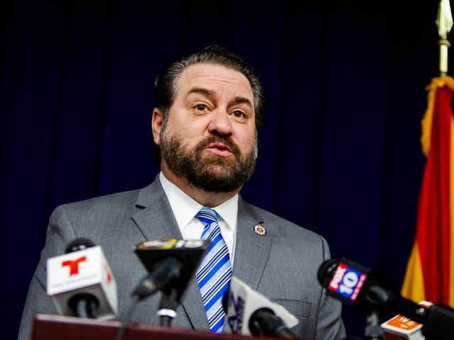 Attorney General Mark Brnovich speaks at a press conference in 2019.
