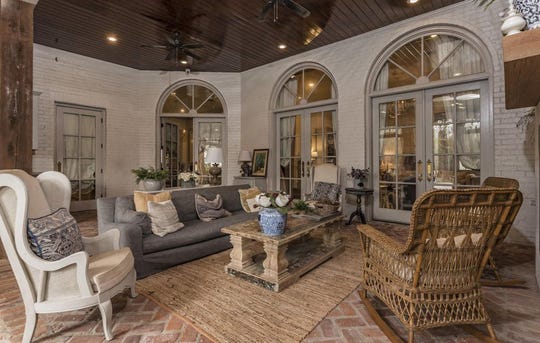 Mansion On The Market Antebellum Luxury With Modern Amenities