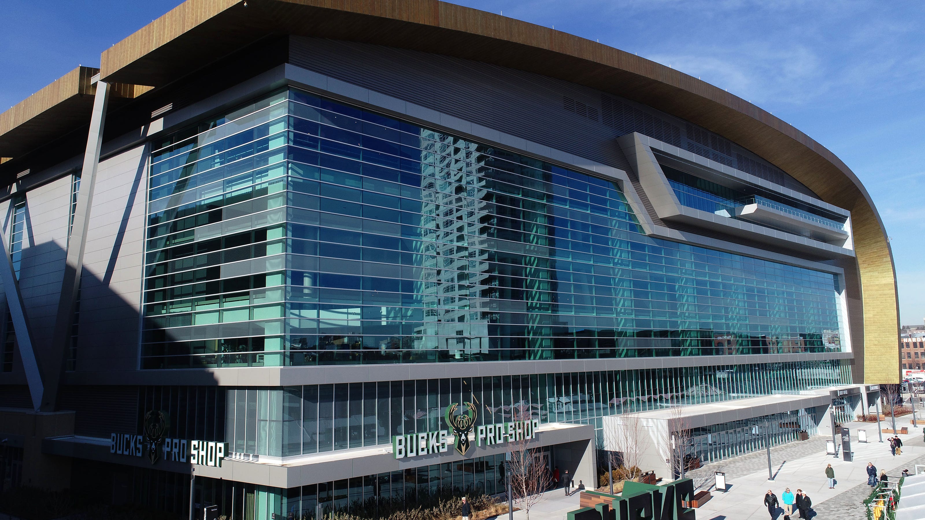 Milwaukee's Fiserv Forum will host games in 2025 NCAA Tournament