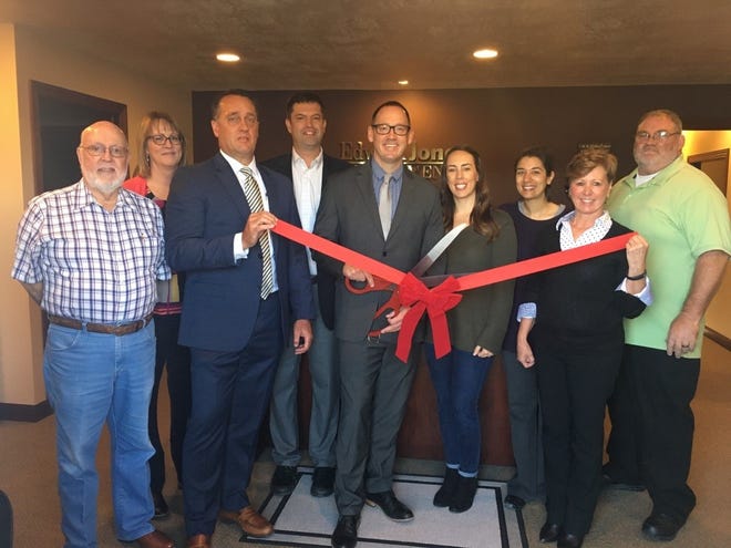 The Dell Rapids Chamber of Commerce held a ribbon cutting at Edward Jones on Oct. 8. Attending included (left-to-right): Mayor Tom Earley, Barb Mergen, Cory Van Duyn, Chamber President Dan Ahlers, Rob Shoup, Nikki Shoup, Chamber Secretary Marlana Wenzel, Sue Zacher, and Chamber Board Member Mark DeGraw