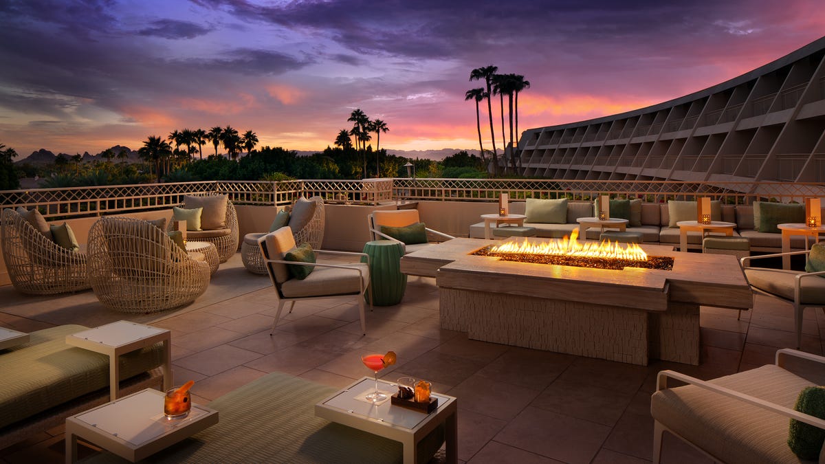 Thirsty Camel at The Phoenician, A Luxury Collection Resort