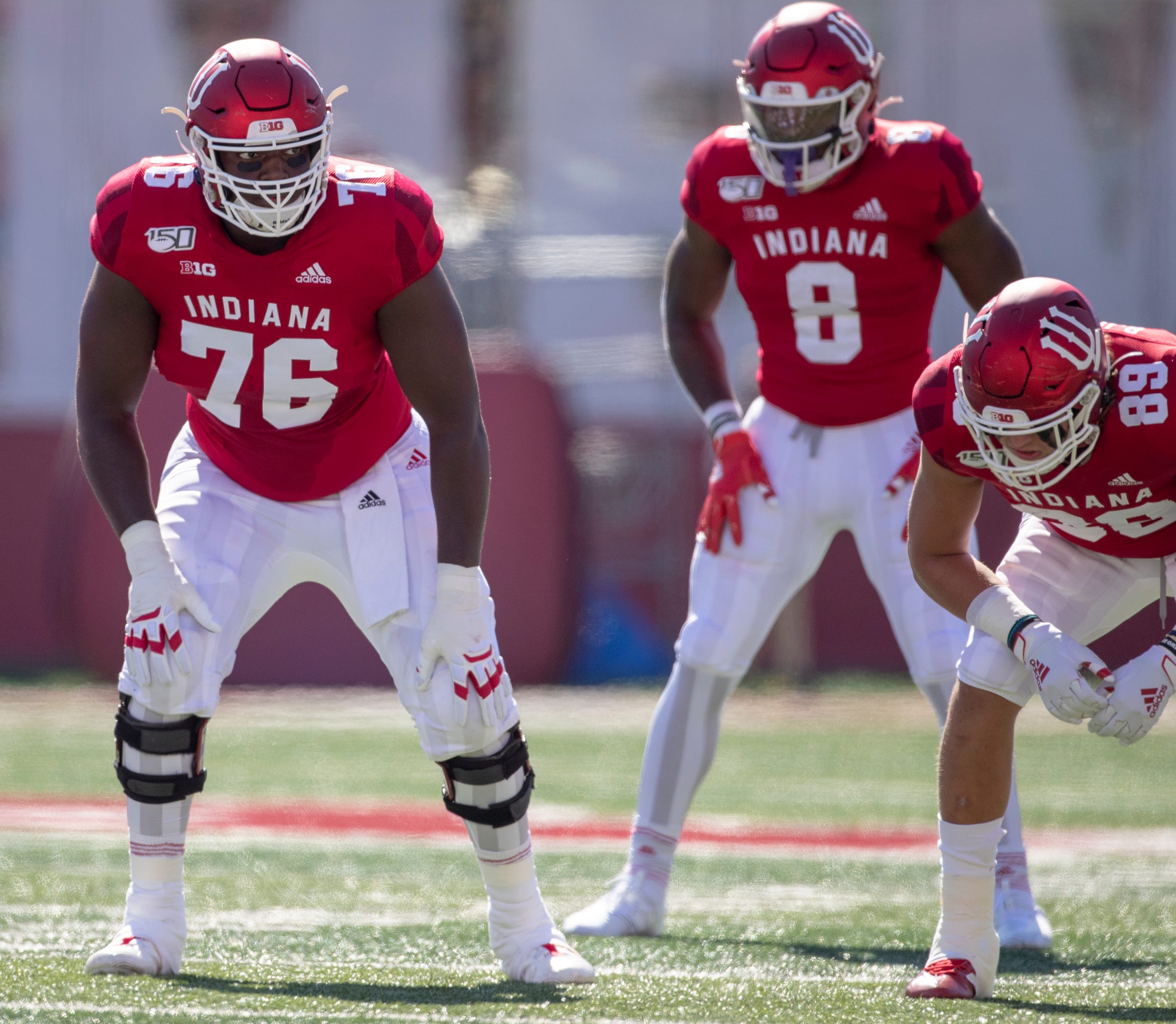 indiana-football-ot-matthew-bedford-out-for-year-with-acl-injury