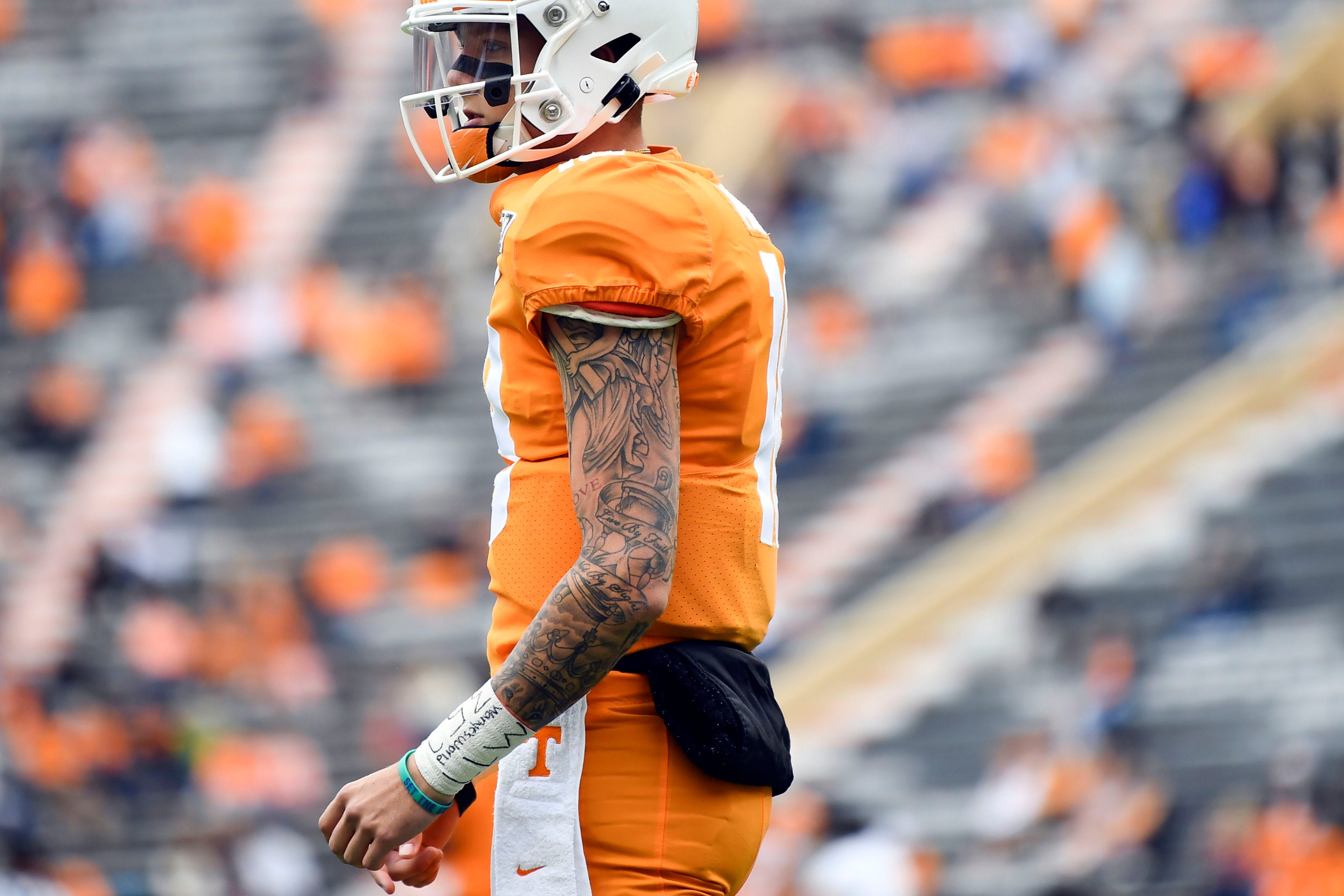 Sale > tennessee football clothing > in stock