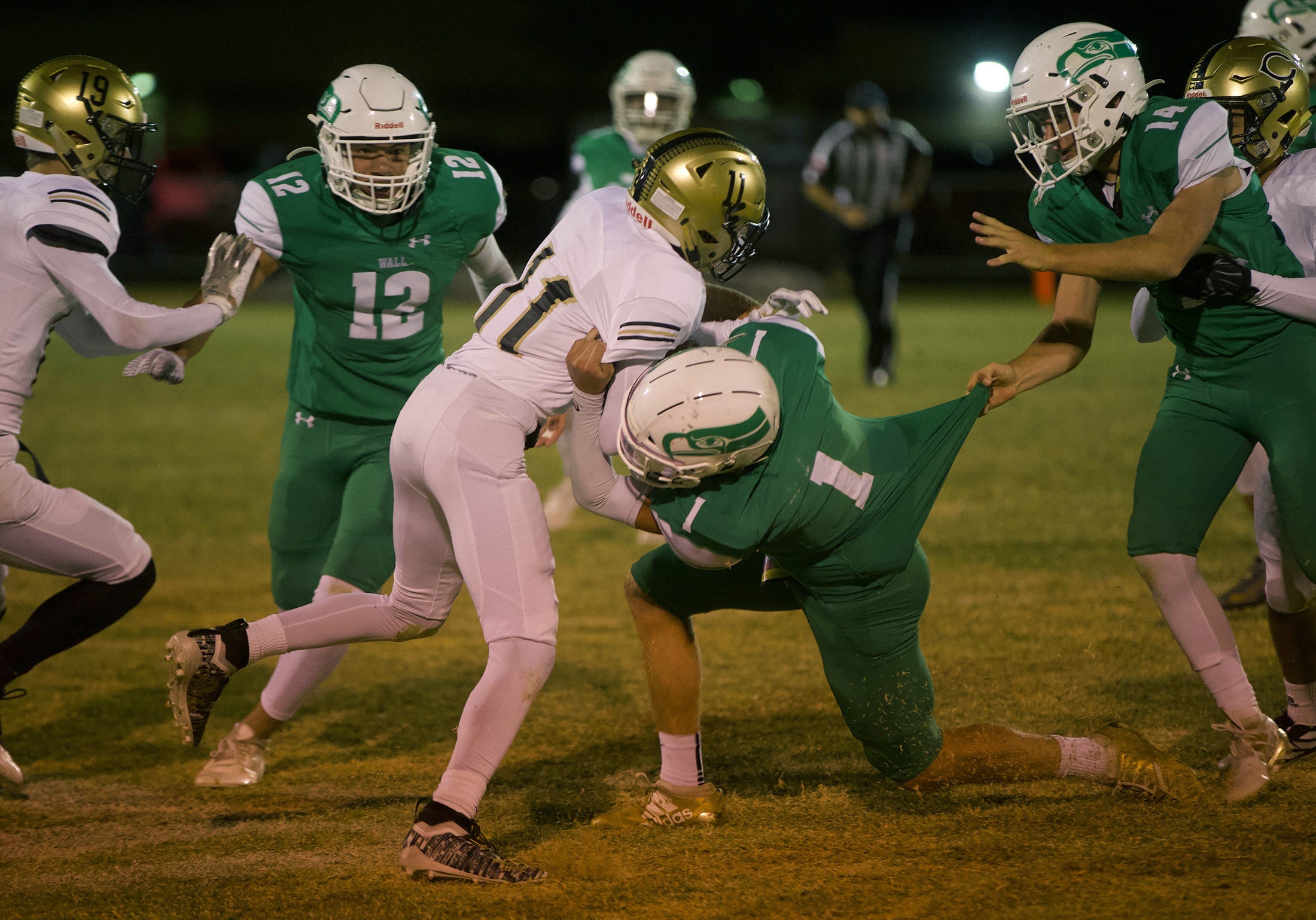Wall Hawks football leans on depth vs. Shallowater in area playoff