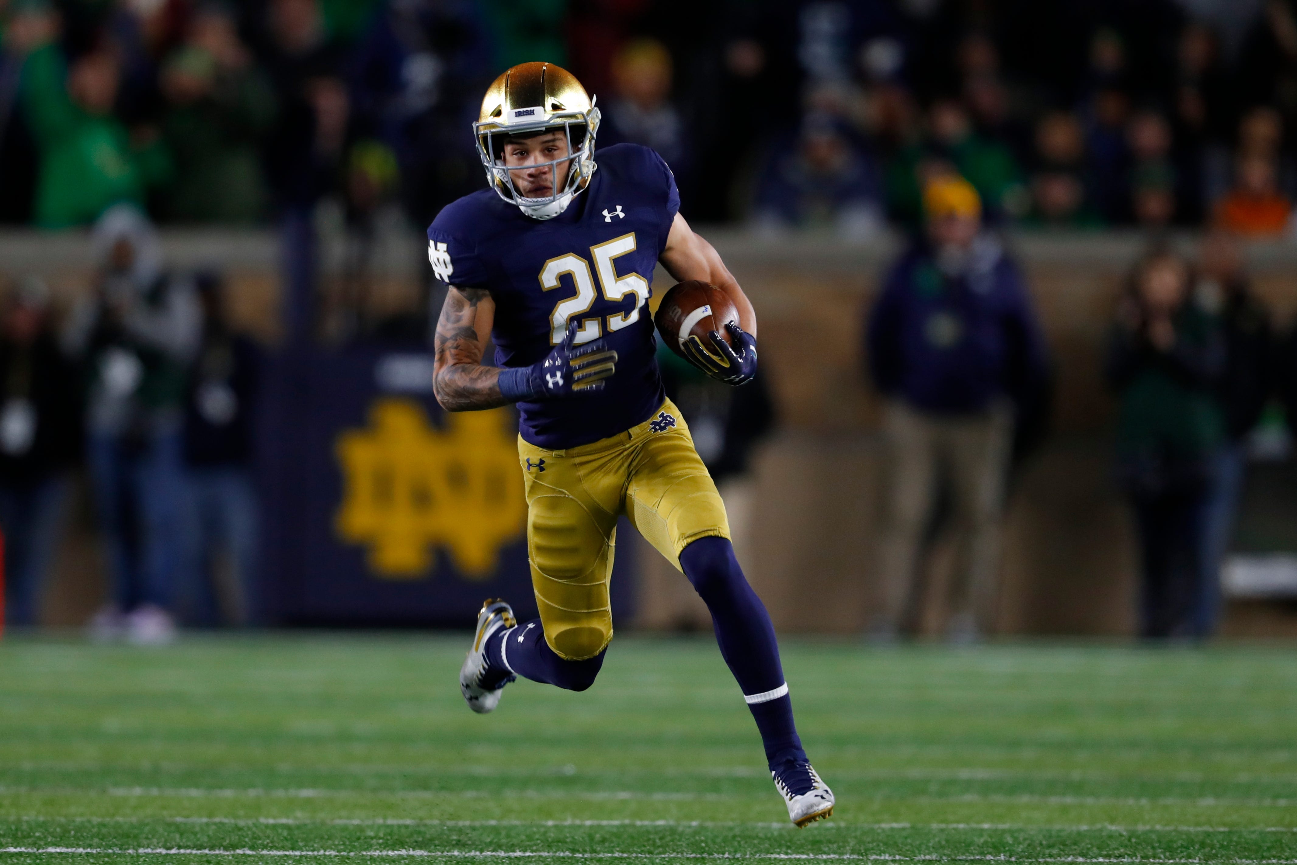 Notre Dame Football Wr Lenzy Moves To Top Of Depth Chart Notre Dame Football Wr Lenzy Moves To Top Of Depth Chart