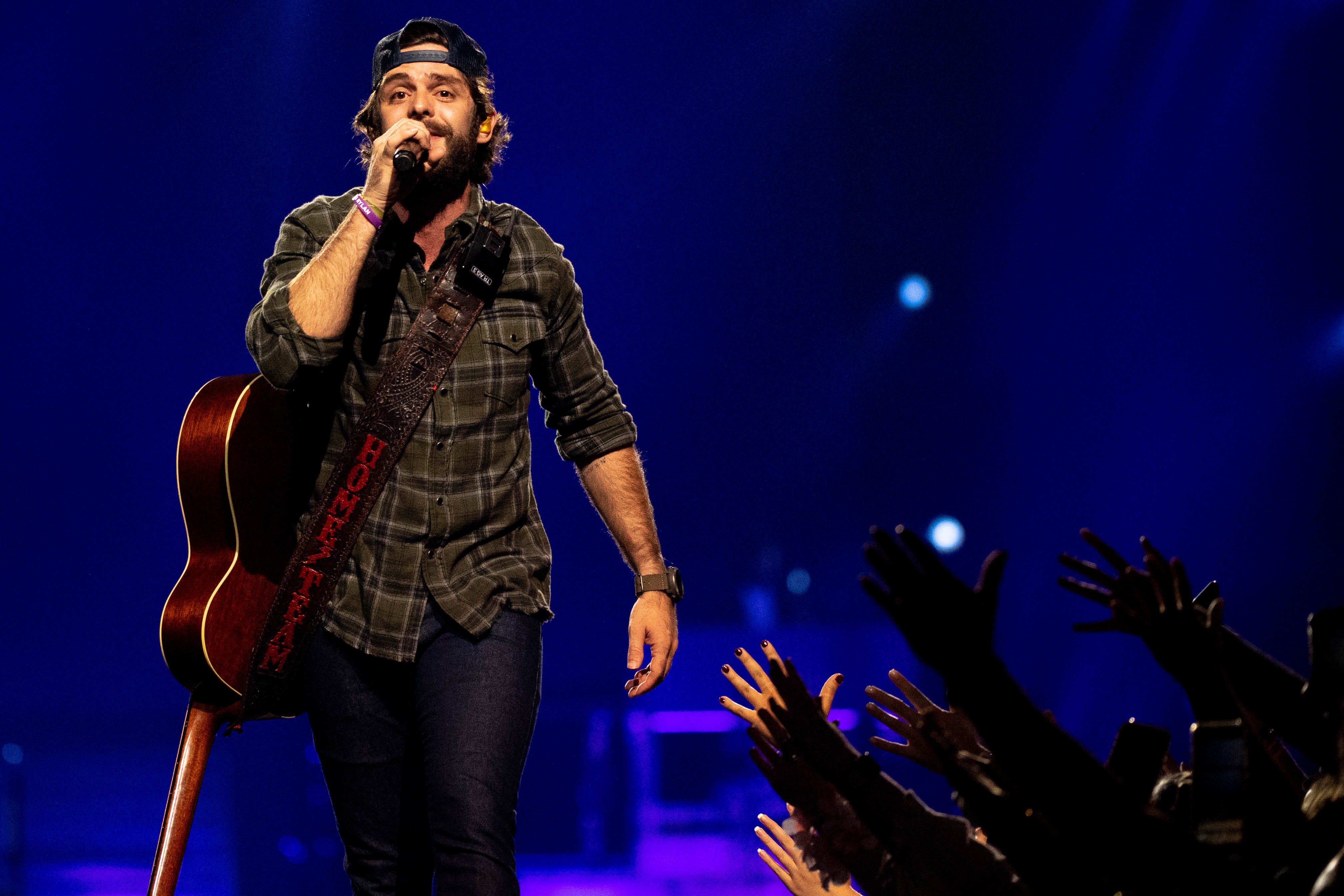 Thomas Rhett to close 2023 tour at Nashville's Bridgestone Arena