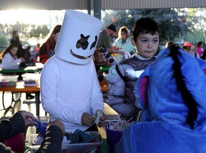 River Bend Nature Center has scheduled its annual Halloween event.