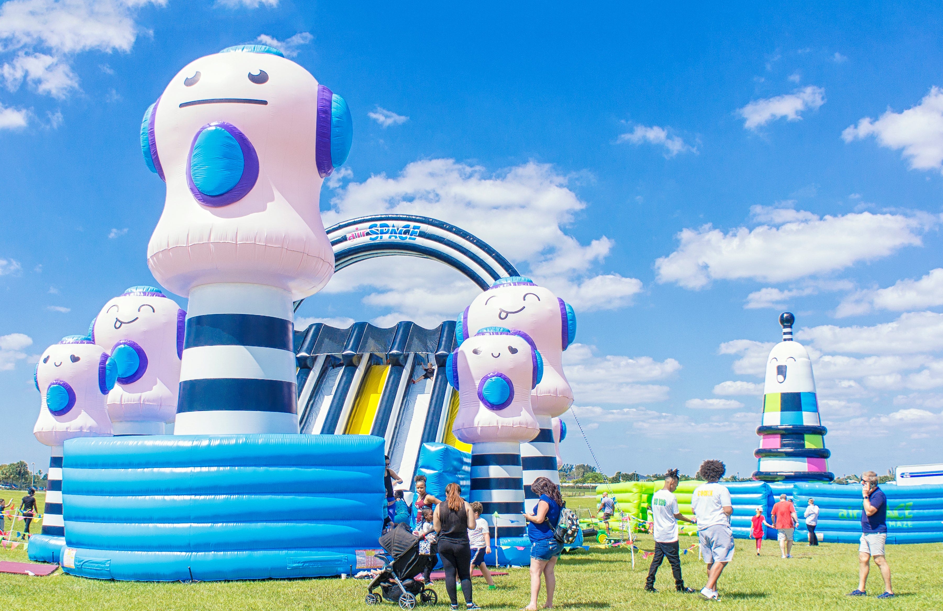 world's largest bouncy ball