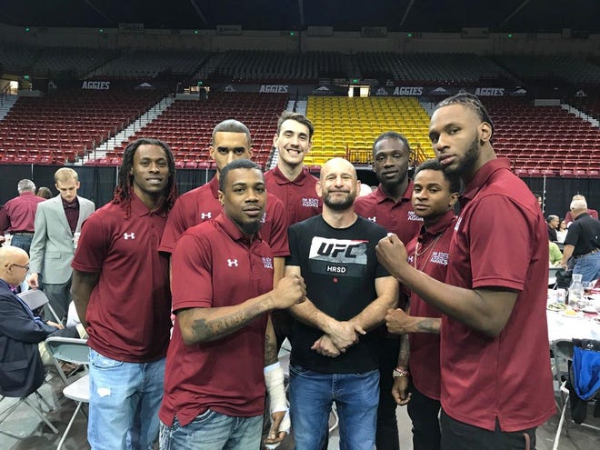UFC trainer Greg Jackson attended this week's New Mexico State men's basketball fund raiser.