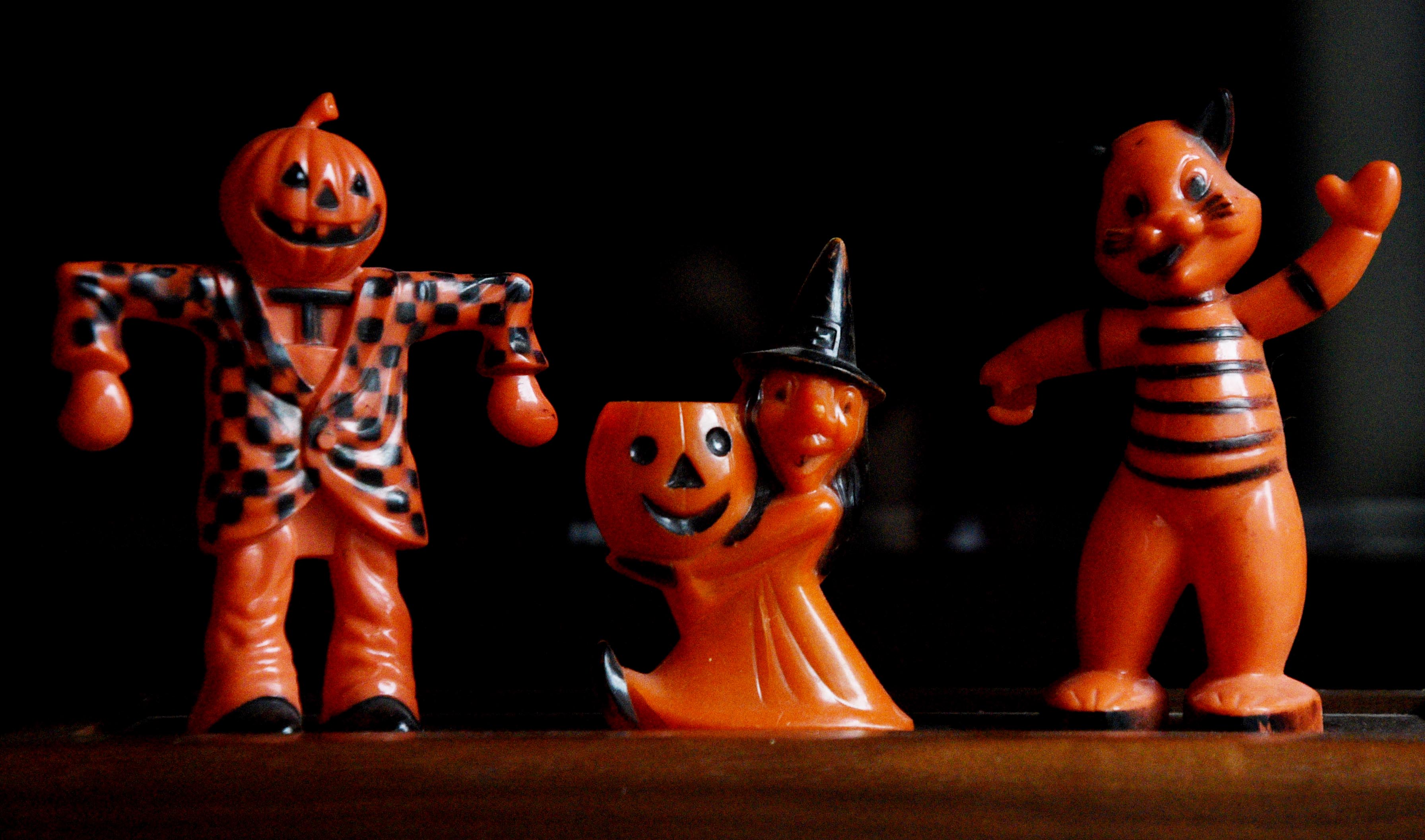 Vintage Halloween collecting grows in popularity