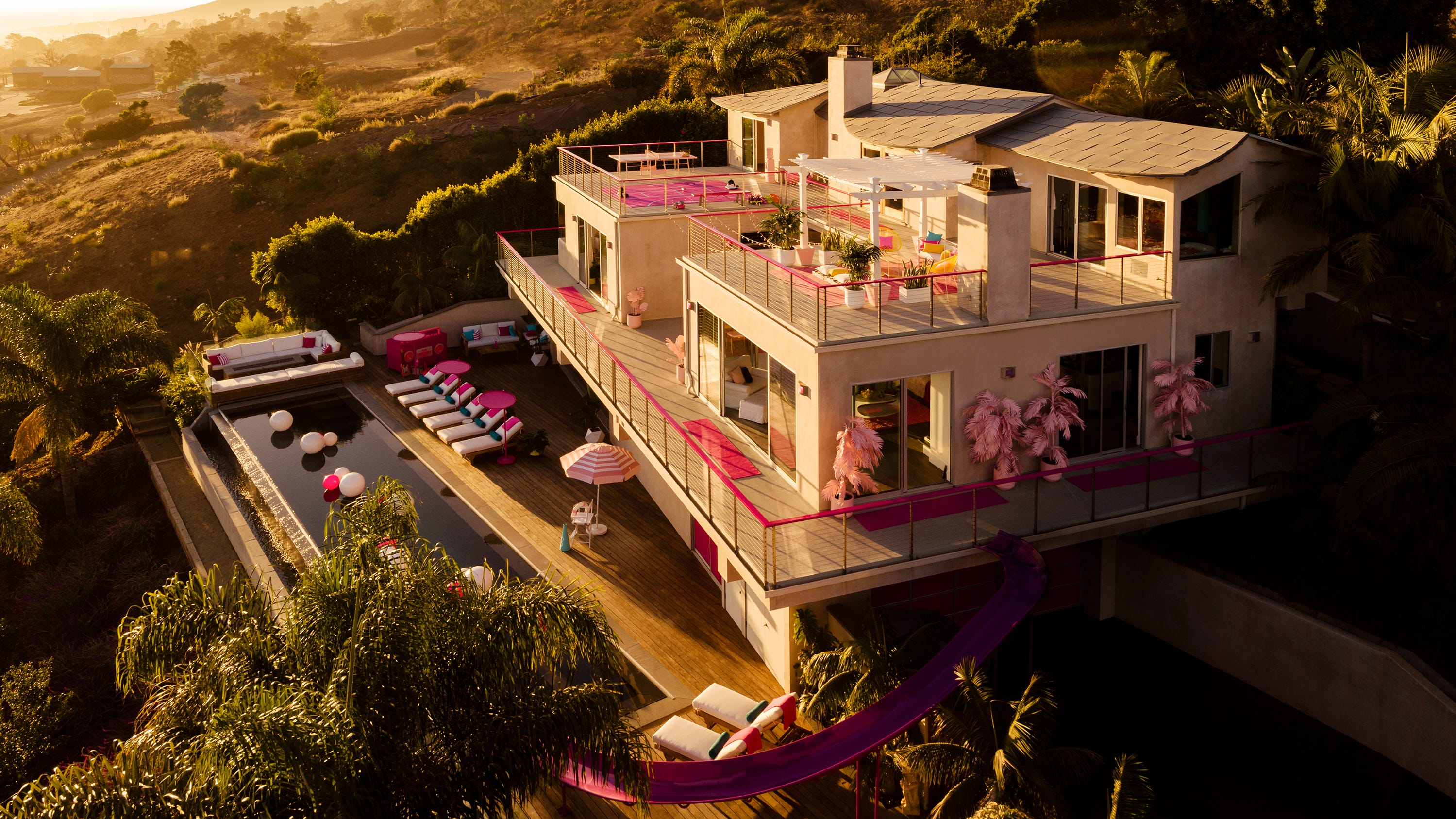 Barbie 2013 dream house Outlet