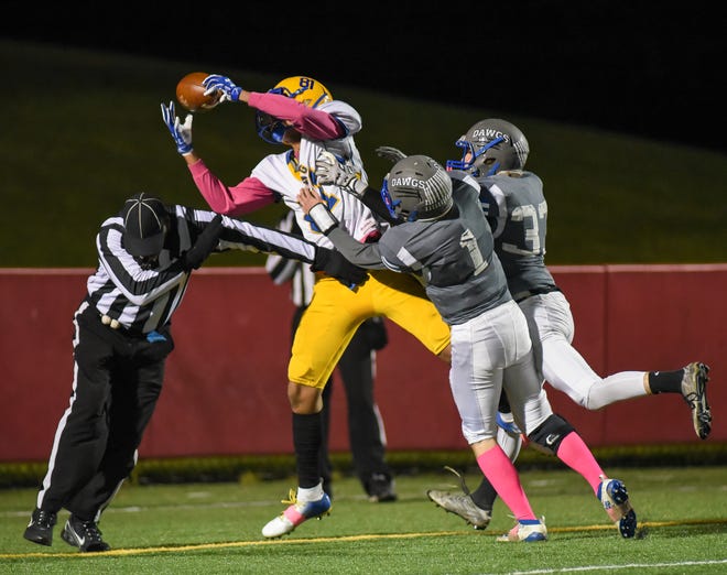 Jerry Cross Announces Commitment To Play Football At Penn State Wiaconsin High School Football Chamoionship Games 2022