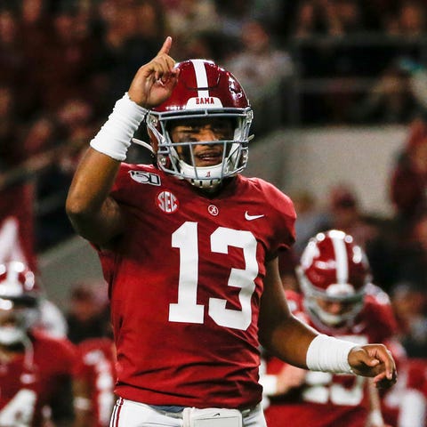 Oct 19, 2019; Tuscaloosa, AL, USA; Alabama Crimson