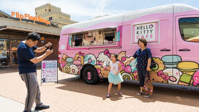 Hello Kitty Cafe Truck To Stop In Gilbert Tucson And Glendale Hello Kitty Cafe Truck To Stop In Gilbert Tucson And Glendale