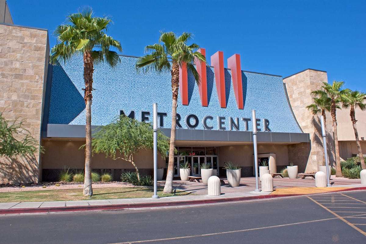 Bye, Metrocenter Mall: Here's how fans can say farewell with one last cruise-in tonight - AZCentral