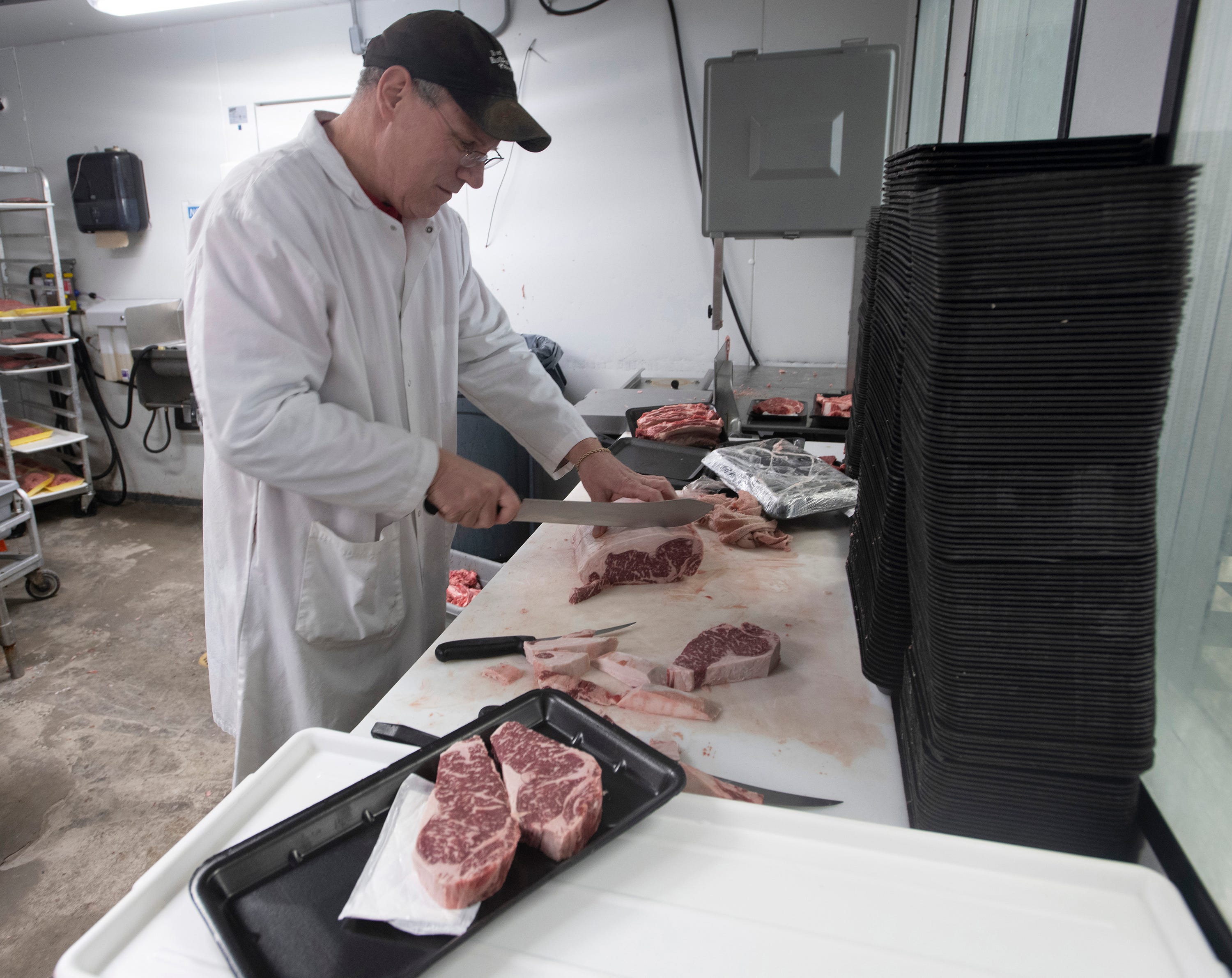 In The Grocery Chain Age Pensacola Butcher Shoppe Still Thrives