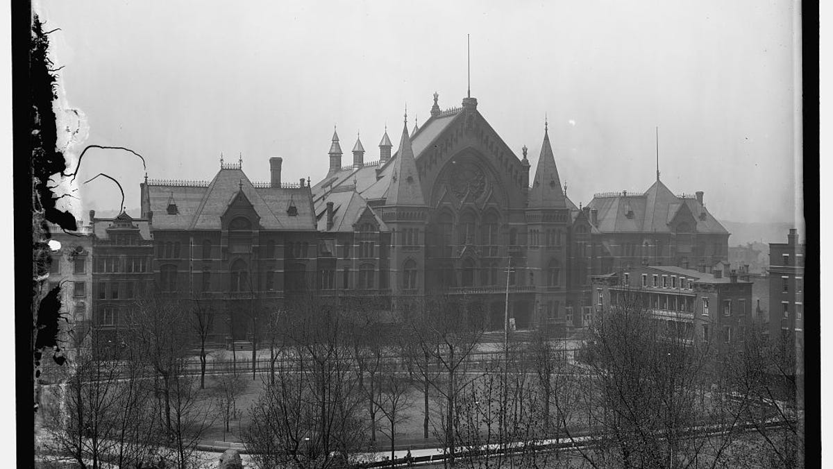 Ghosts Of Cincinnati 5 Haunted Places To Visit For Halloween Season