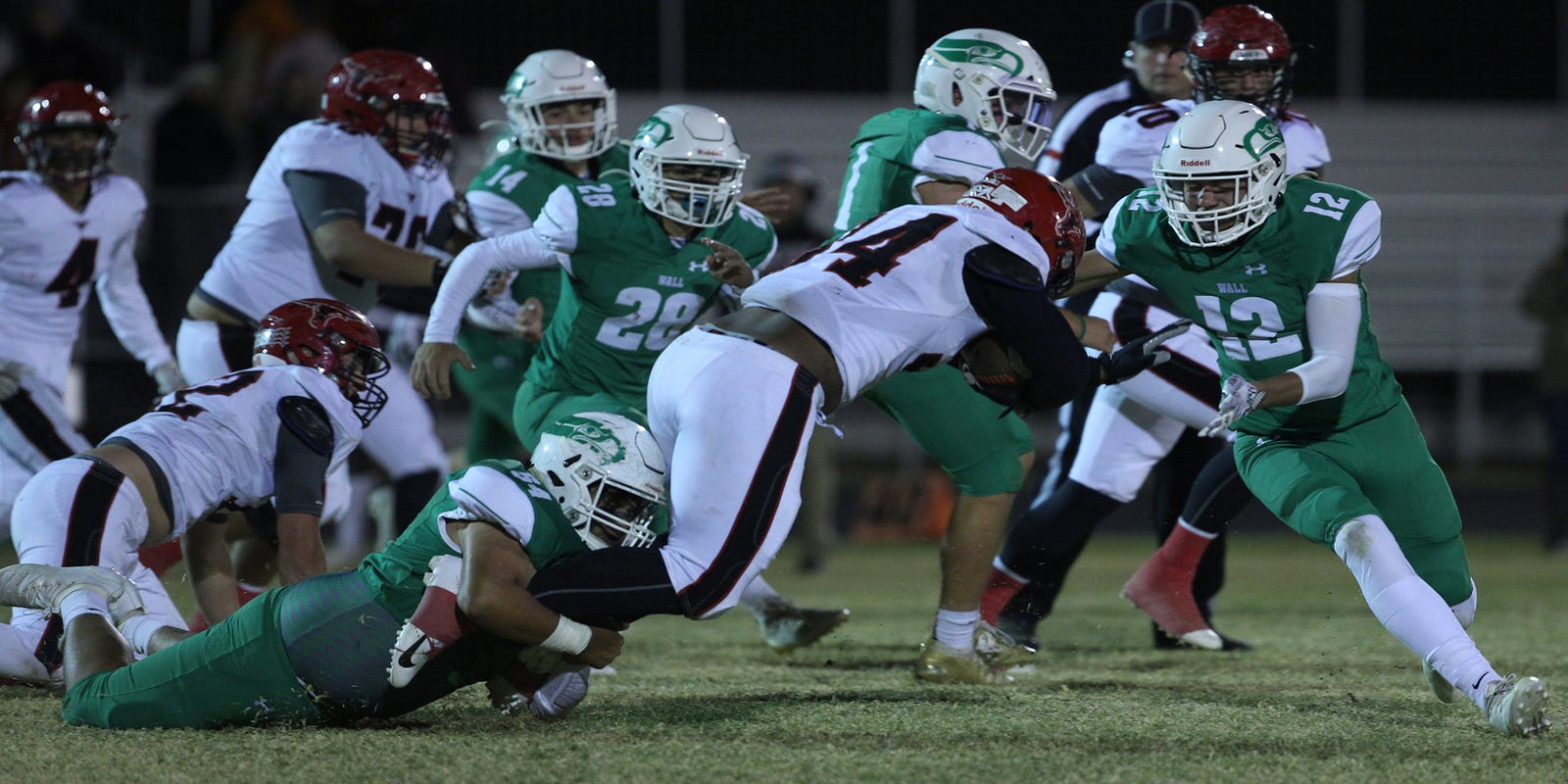 Wall Hawks Top Eastland Mavericks In Battle Of Top 10 Football Teams
