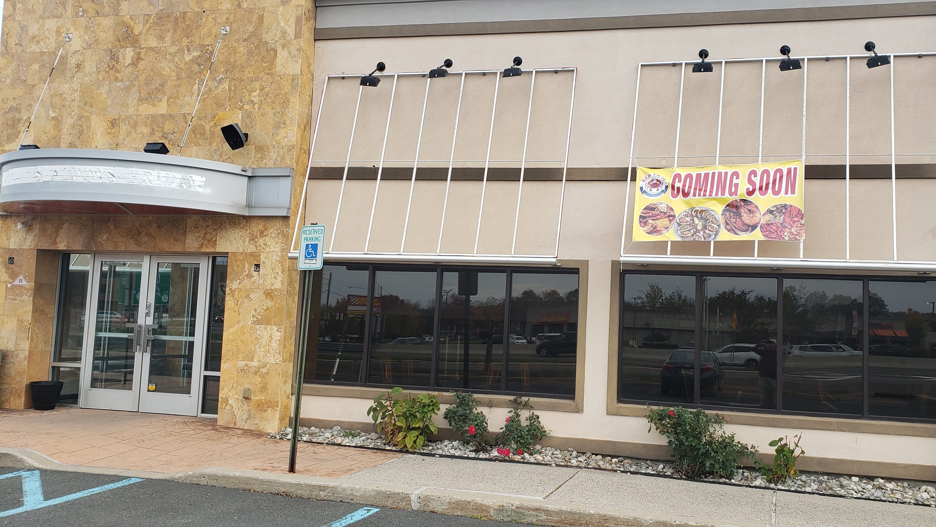 Flemington Nj Red Crab Seafood Replacing Tgi Fridays At Circle Flemington Nj Red Crab Seafood Replacing Tgi Fridays At Circle