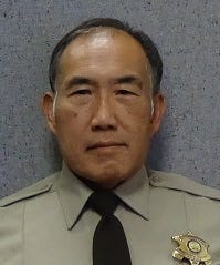 Maricopa County detention Officer Gene Lee dies after inmate attack