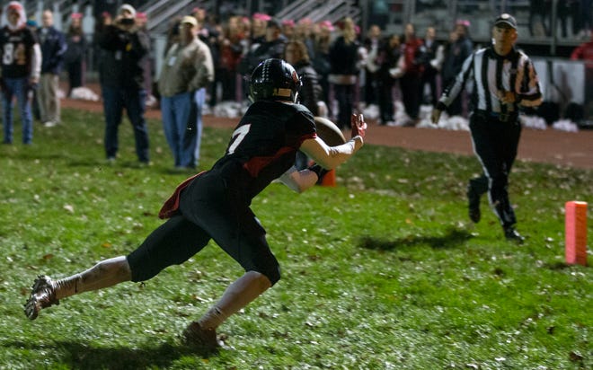 Nj Football Lonnie Cebulski Passes Jackson Memorial To Win