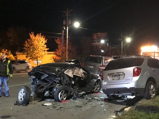 Des Moines Three Sent To The Hospital In Multi Vehicle Crash