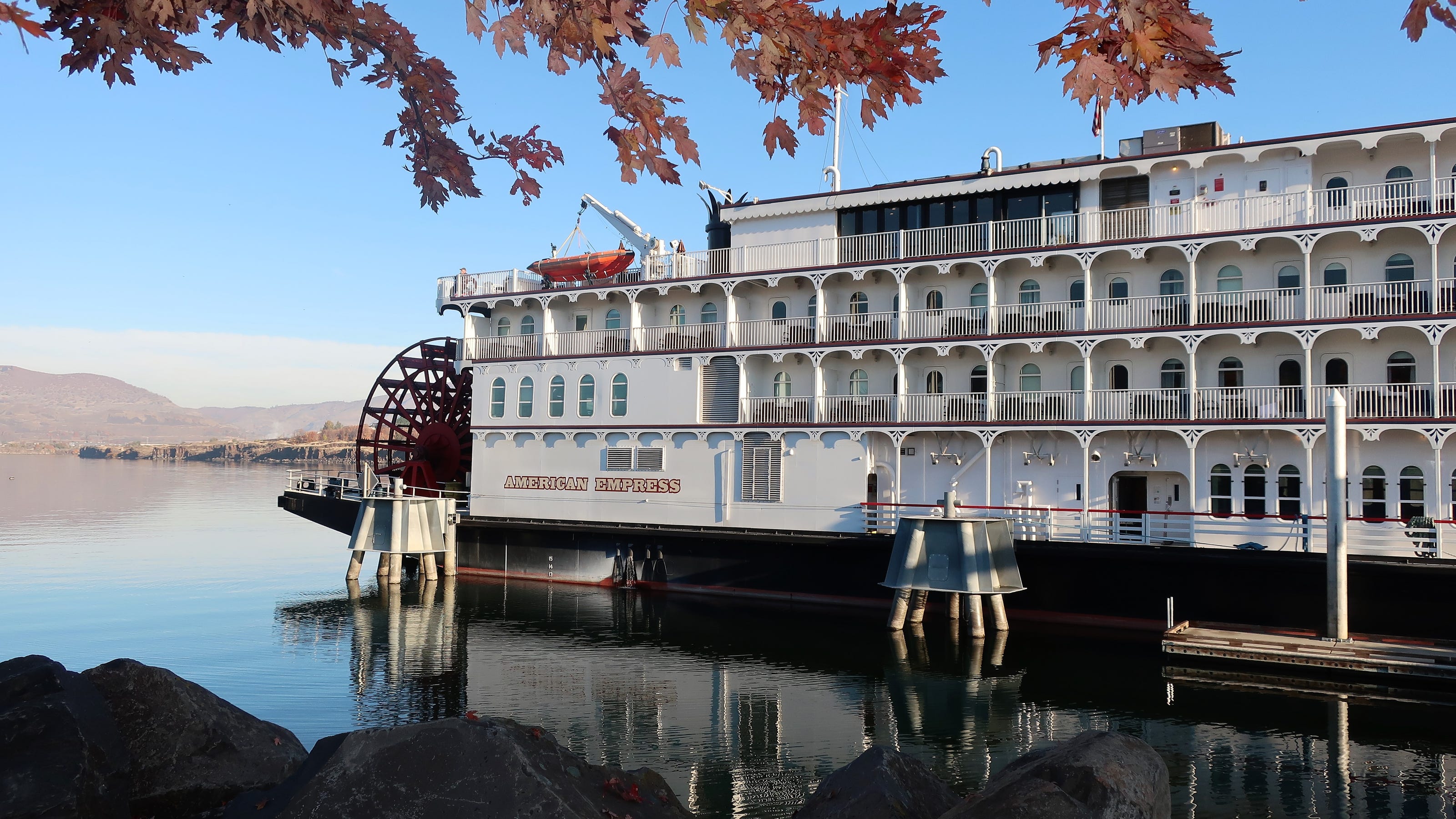 columbia river boat tours richland