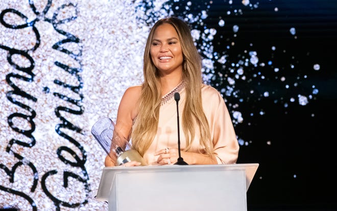Chrissy Teigen honored by Adweek, John Legend presents award in Palm