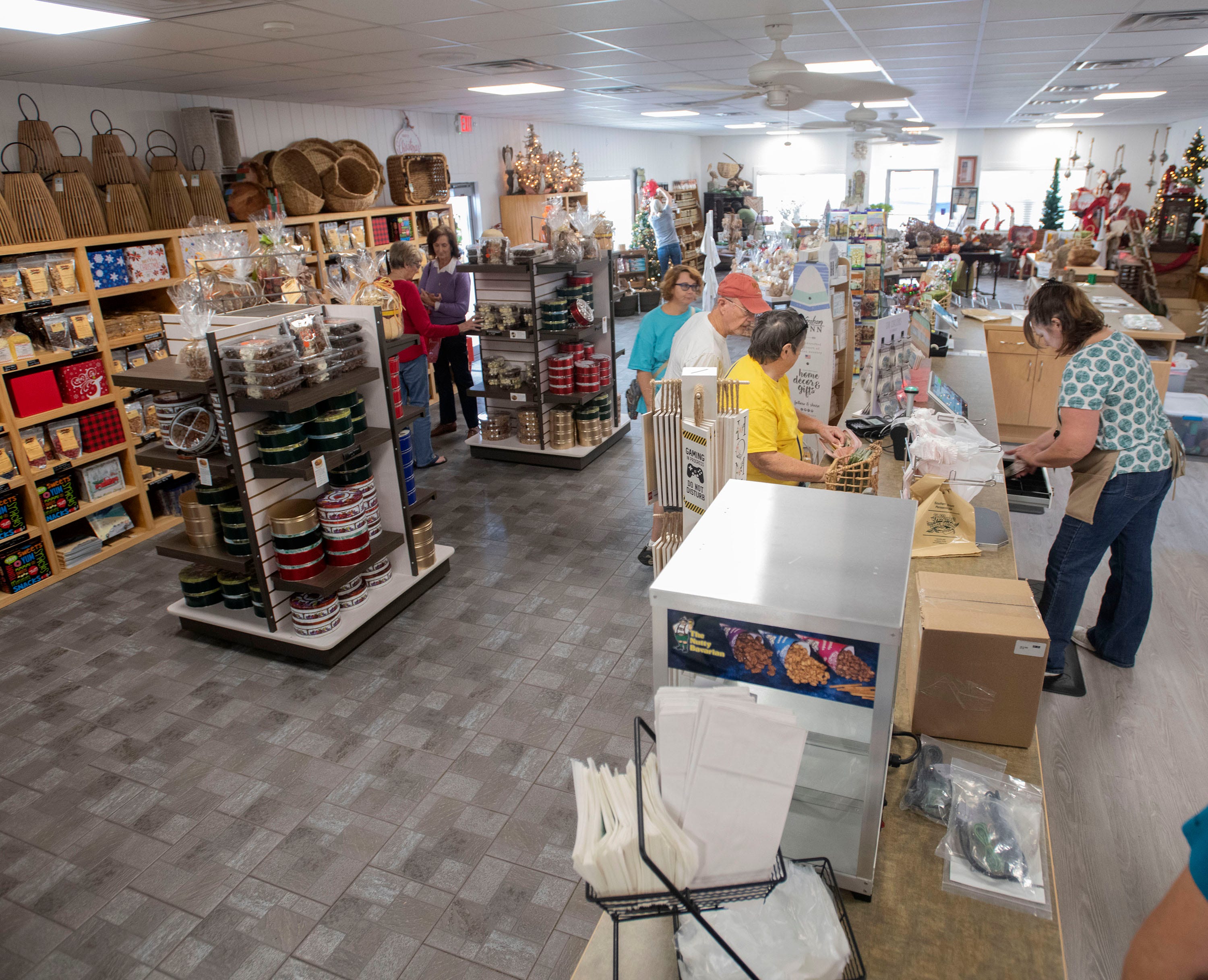 J.W. Renfroe Pecan Company opens downtown Pensacola retail store