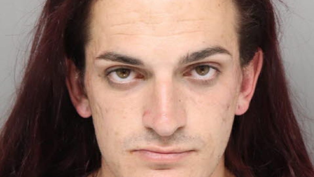 Man Accused Of Sneaking Into Occupied Uc Dorm Rooms And Taking Things