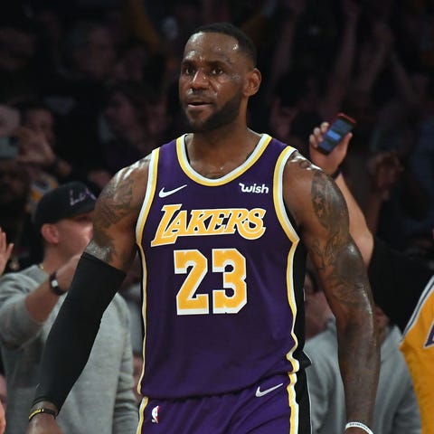 LeBron James and the Lakers have won seven straigh
