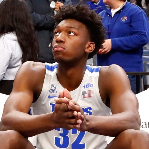 James Wiseman waits to be introduced before Memphi