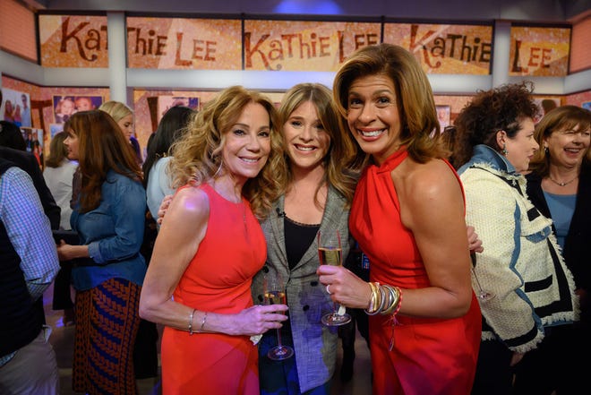 Today' show: Kathie Lee Gifford shows off toned arms, talks dating