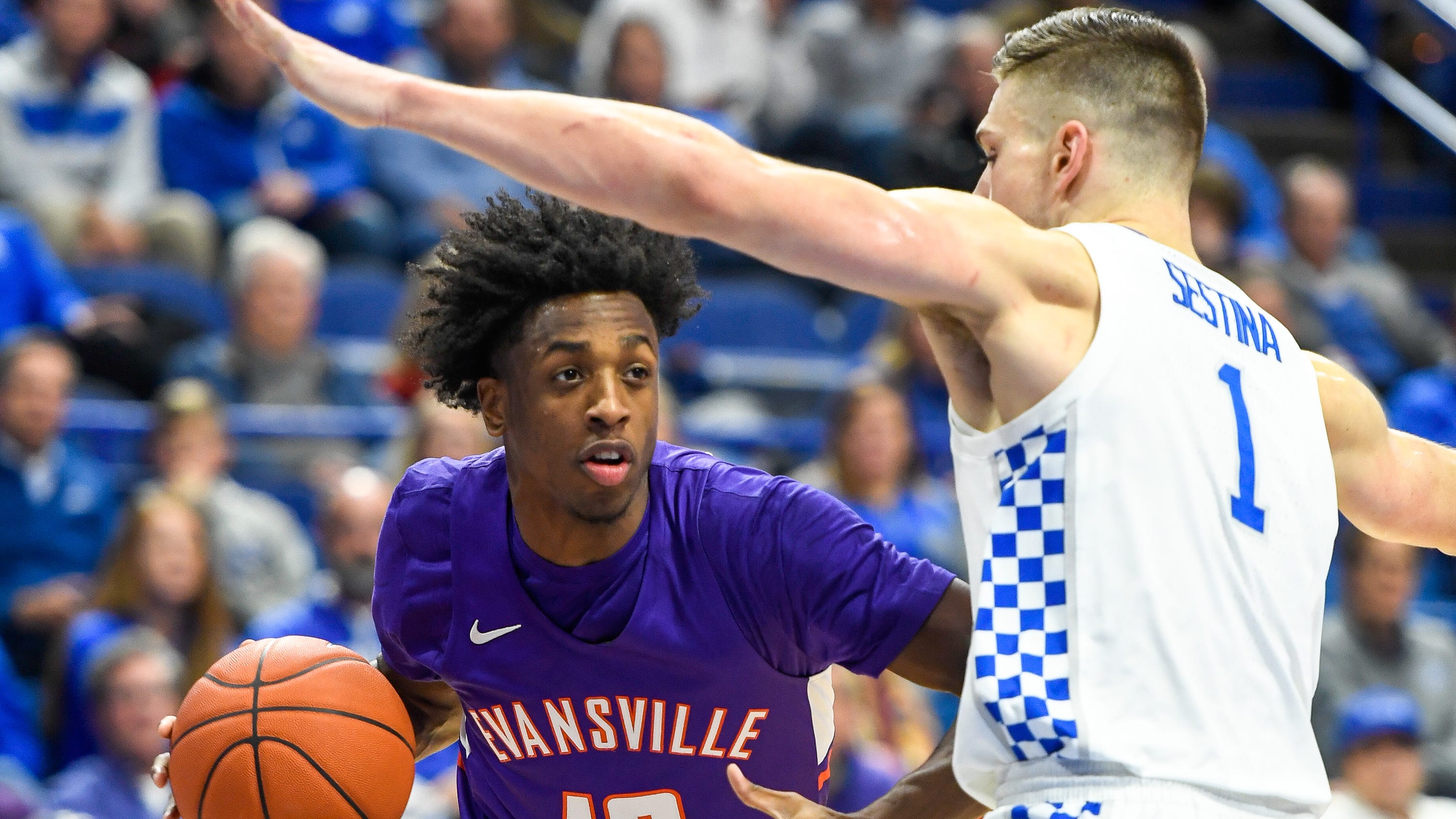 At The Buzzer Evansville Basketball Upsets No 1 Ranked Kentucky