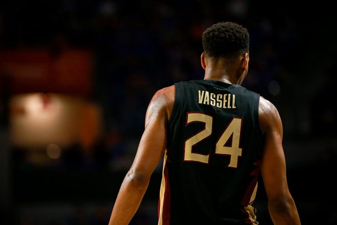 Devin Vassell finished Sunday's game with 13 points and six rebounds.
