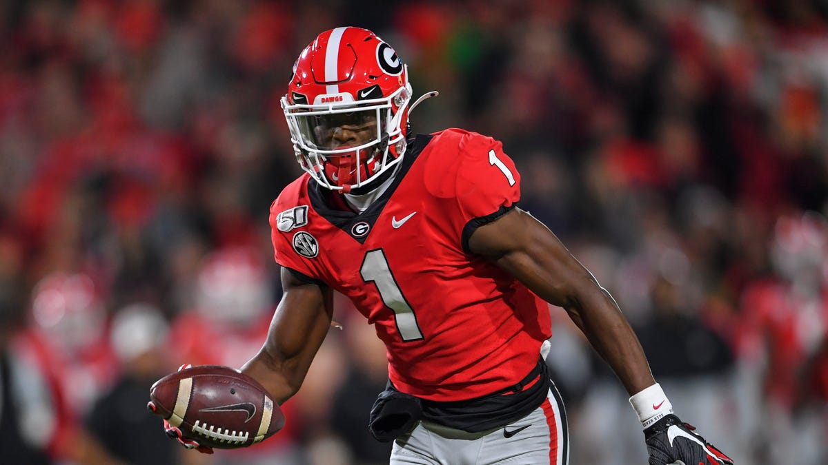 George Pickens and Georgia moved up to No. 4 in the latest College Football Playoff ranking.
