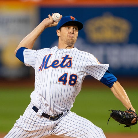 Jacob deGrom won the NL Cy Young award in back-to-