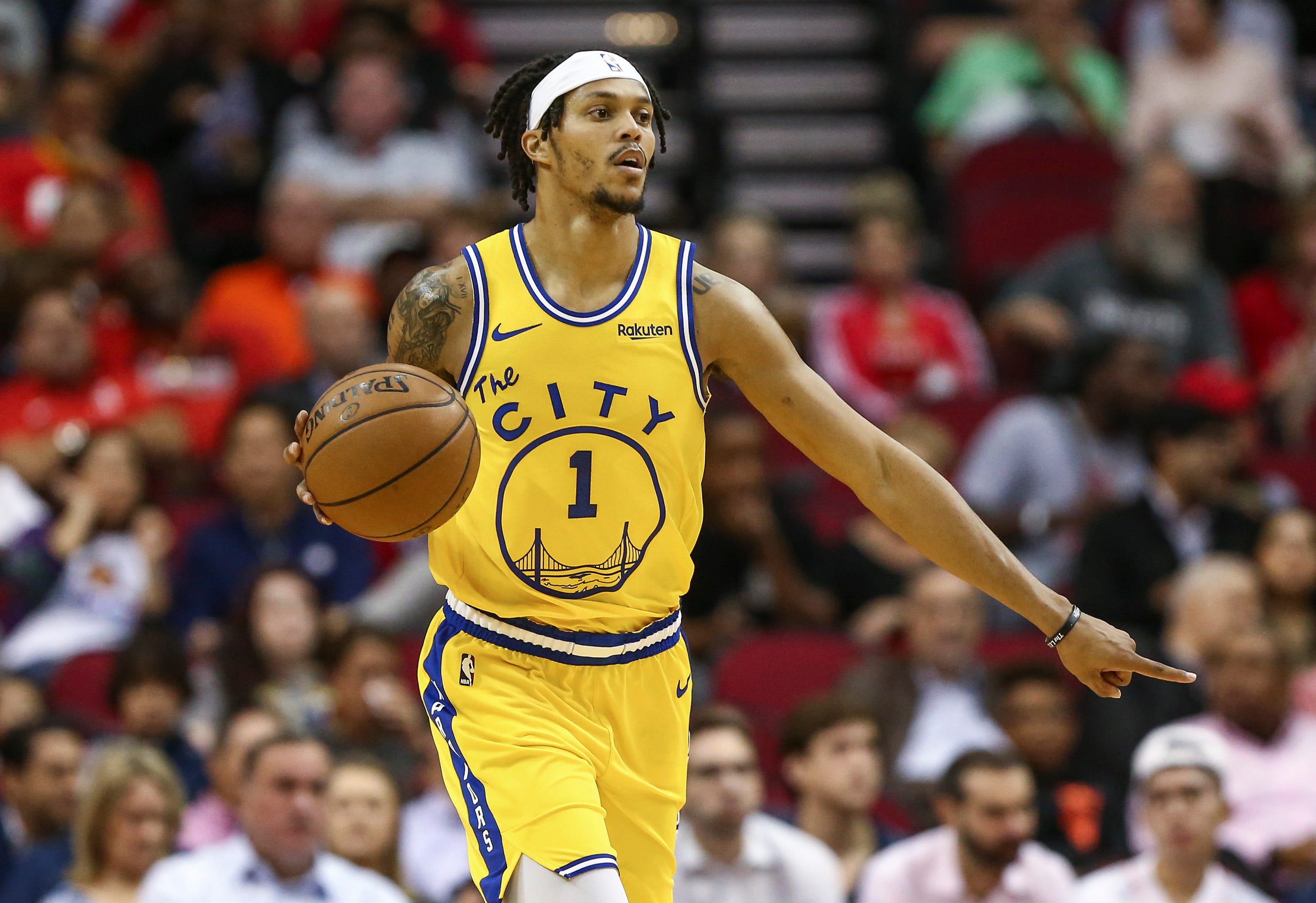 Warriors' Damion Lee breaks hand as injuries mount for Golden State
