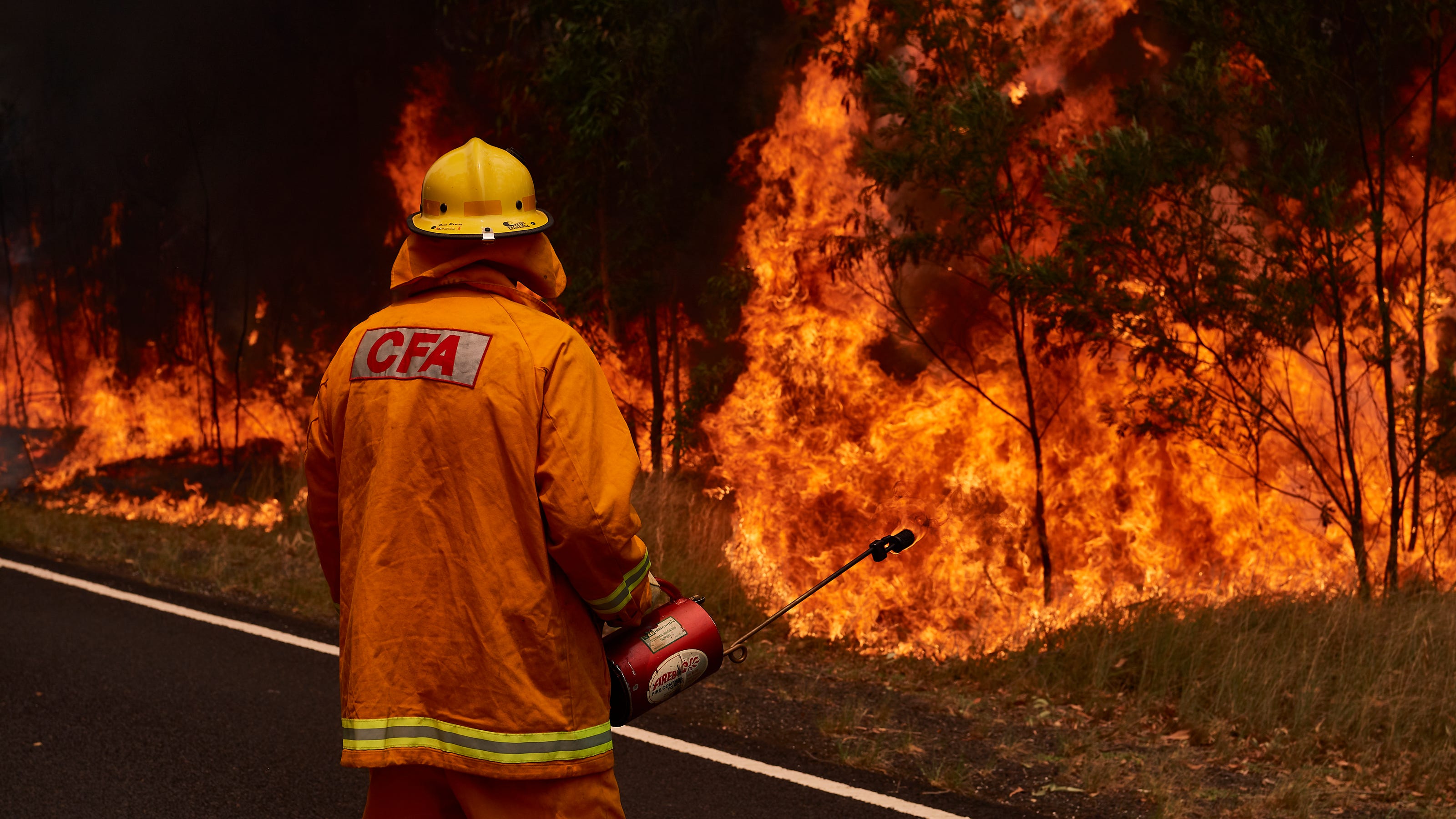 Australia's bushfire season begins early and forcefully as its politicians differ over climate change - USA TODAY