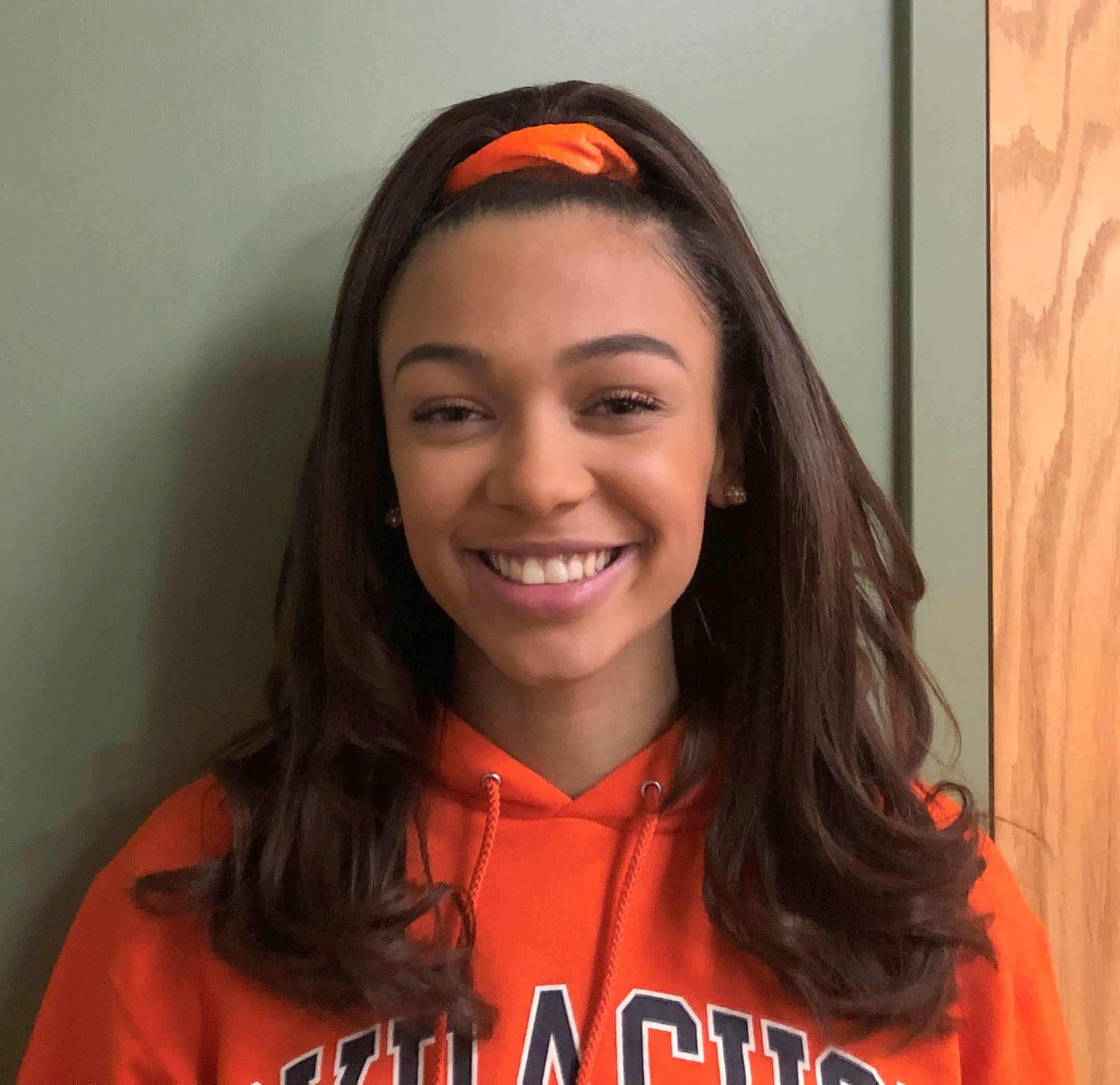 After tough year, Elmira's Kiara Fisher officially commits to Syracuse to play basketball - Star-Gazette