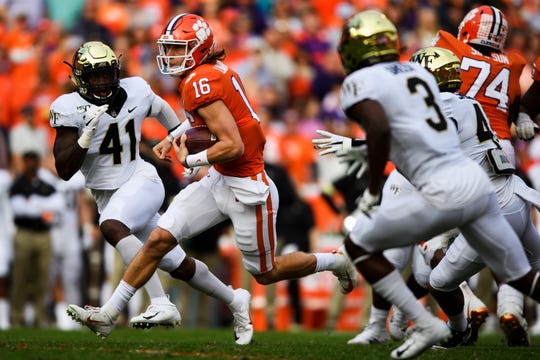 Qb Lineage Biggest Contrast Between Clemson Prosperity Usc