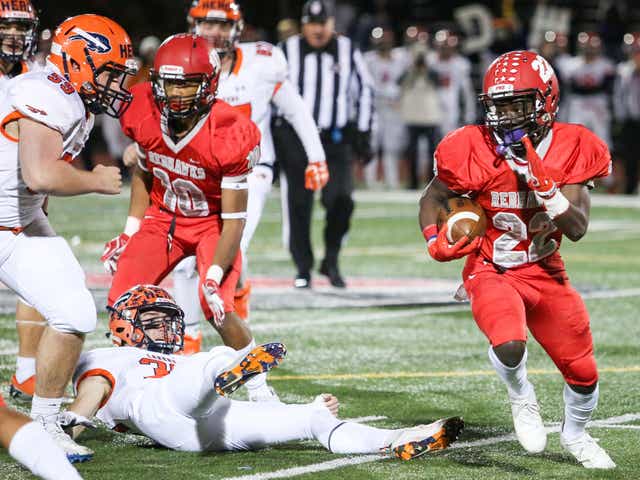 Parsippany Football Holds Off Mountain Lakes Advances To
