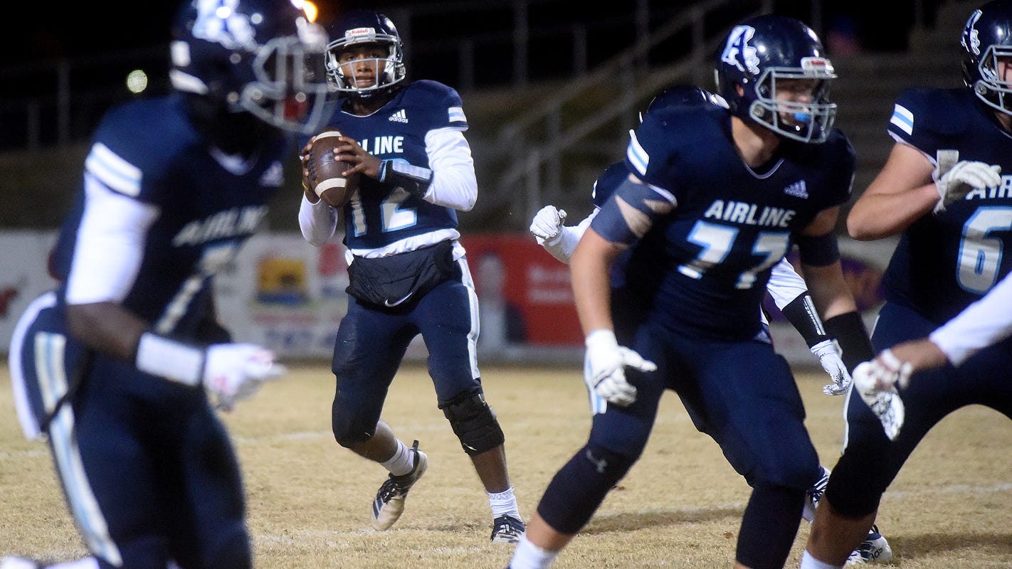Airline Avoids Shark Bite From Southside In Lhsaa Opener