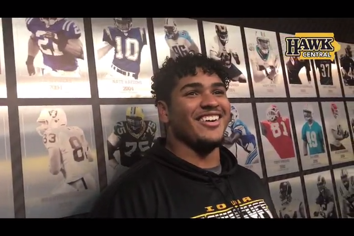 Tristan Wirfs Describes His Path With Floyd Of Rosedale To Locker Room