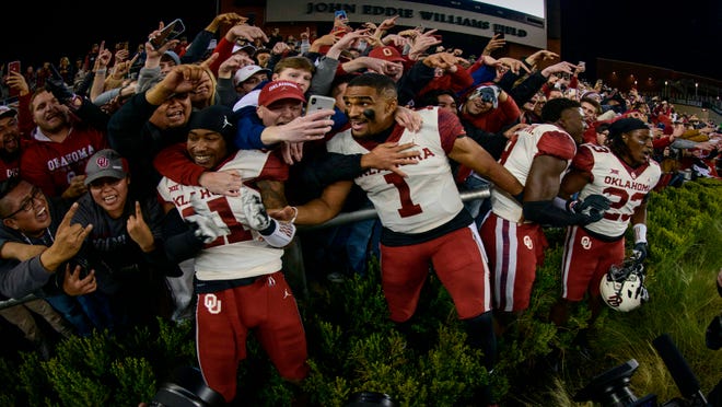 Amway Coaches Poll Oklahoma Stays In Top 10 Following Epic Comeback Over Baylor