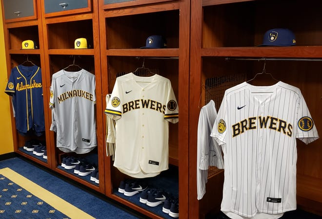 Brewers Ball In Glove Logo For 2020 Already Beloved By The Internet