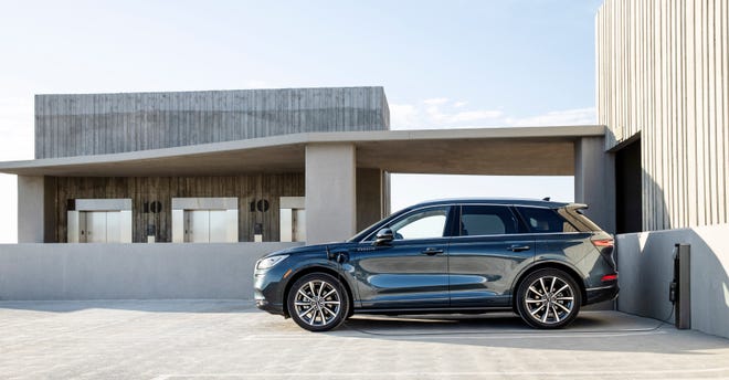 The 2021 Lincoln Corsair Grand Touring should have a battery-only range around 25 miles when it goes on sale next summer