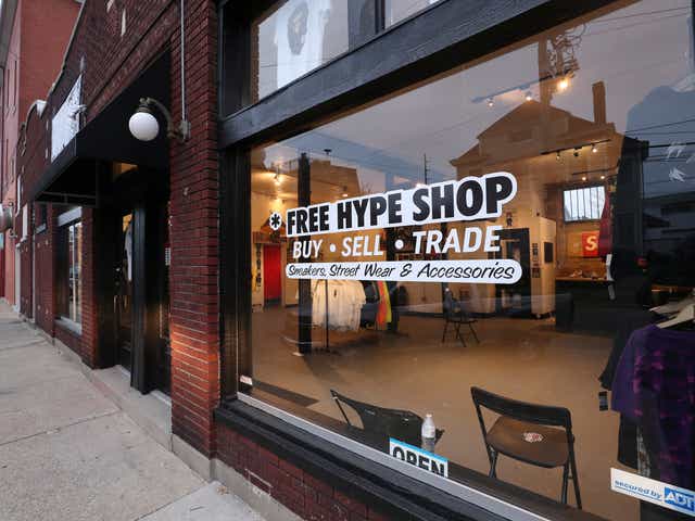 Vintage Clothing A Look Into Louisville S Streetwear Fashion Scene